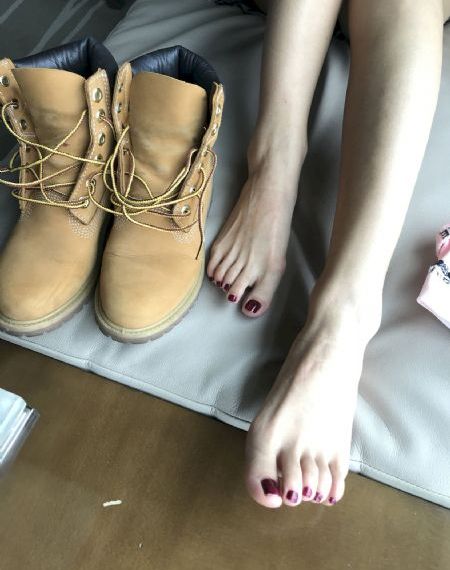 漂亮的女秘书在线观看