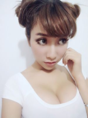 干爹的条件在线观看