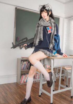 用我的手指搅乱吧在线观看
